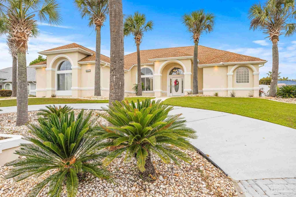 2022 Juno Cir, Pensacola, FL 32526 - photo 1