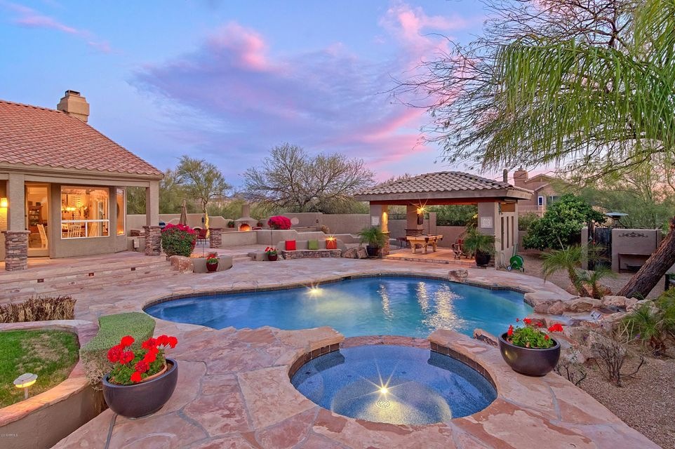 The perfect back yard paradise
