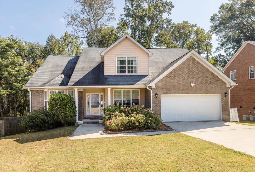 225StoningtonDr-01