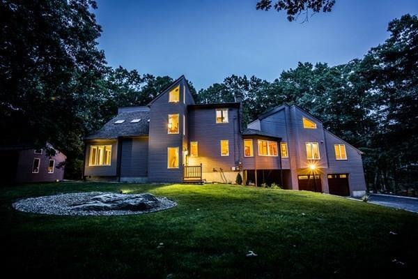 225 North St, Upton, MA 01568 - photo 1