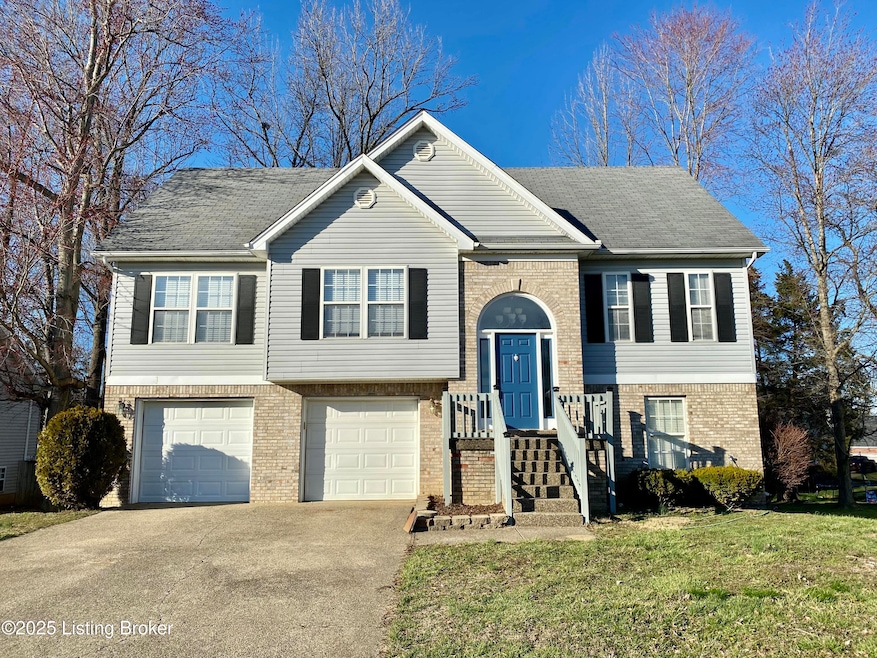 6901 Brook Bend Way, Louisville, KY 40229 - photo 1