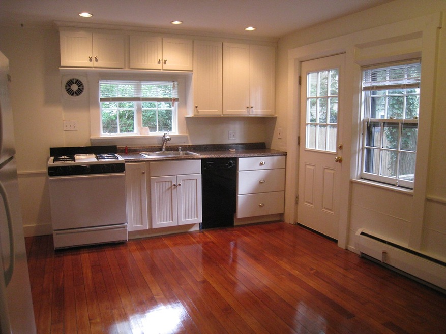 139 Mt Auburn St unit 139, Cambridge, MA 02138 - photo 1