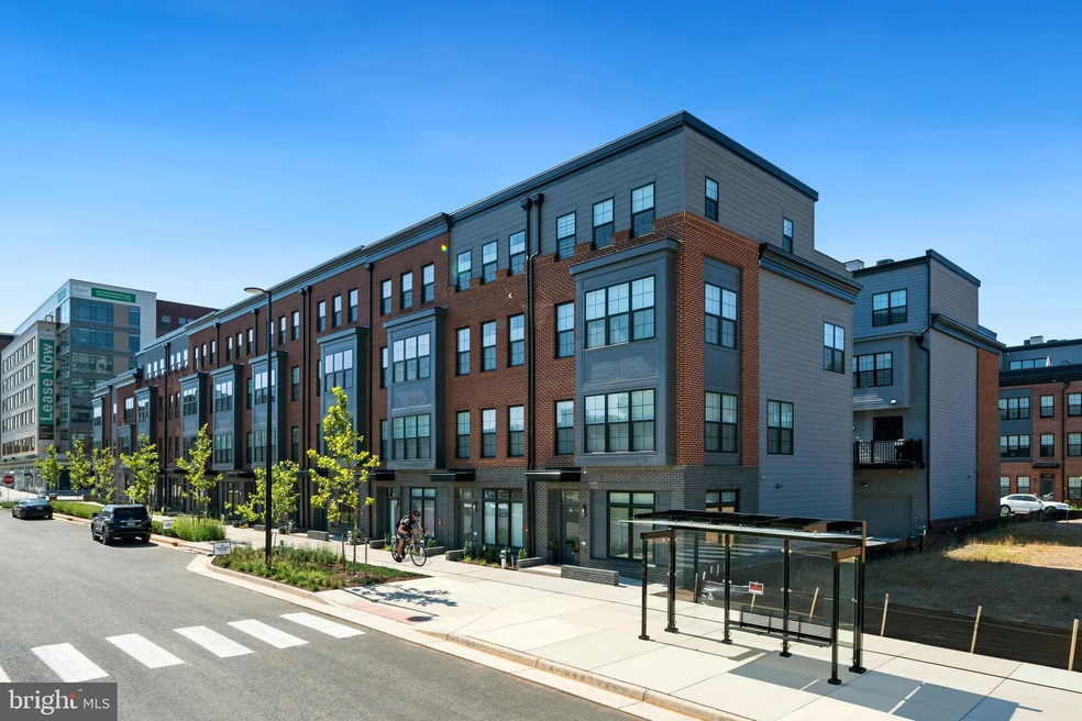 11303 Reston Station Blvd unit HOMESITE 8 ANDERSON, Reston, VA 20190 - photo 1