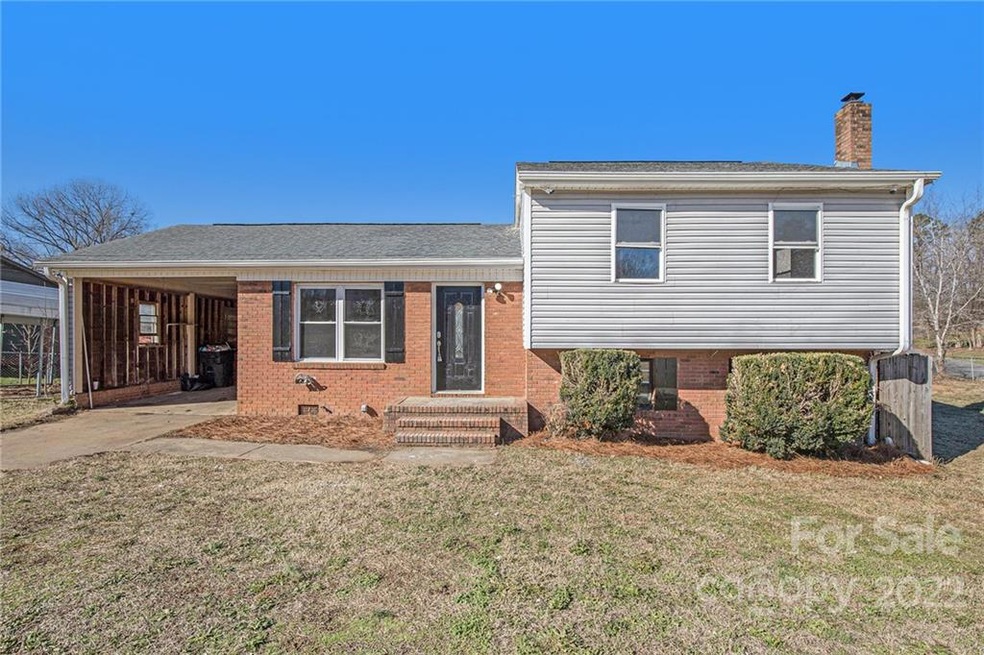108 Rockledge Dr, Gastonia, NC 28052 - photo 1