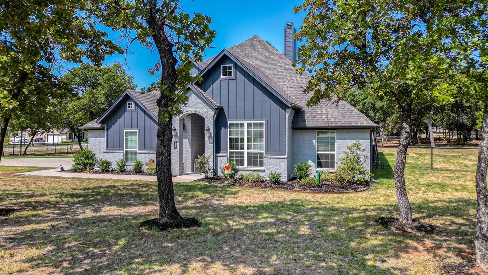 350 Timbers Cir, Poolville, TX 76487 - photo 1