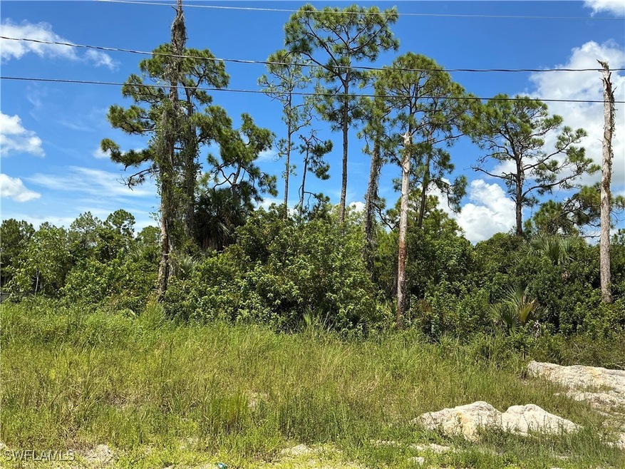 160 Yager Cir unit 27, Fort Myers, FL 33913 - photo 1