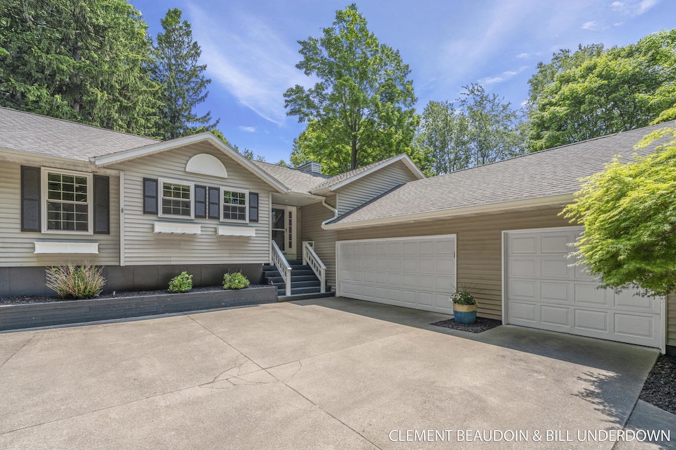 Sold $1,050,000 • Co-Listing Agent