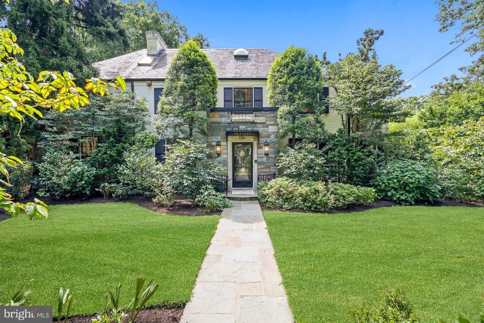 2852 Albemarle St NW, Washington, DC 20008 - photo 1