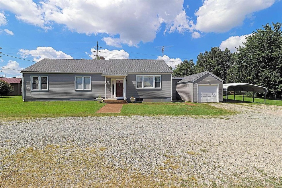 1158 S Henry St, Farmington, MO 63640 - photo 1