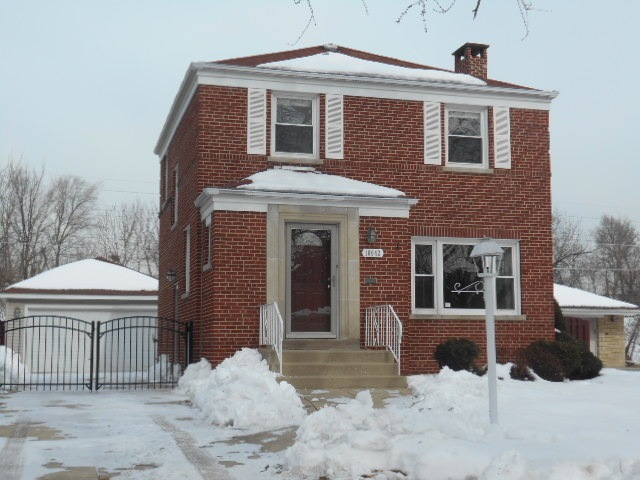 10042 Drury Ln, Westchester, IL 60154 - photo 1