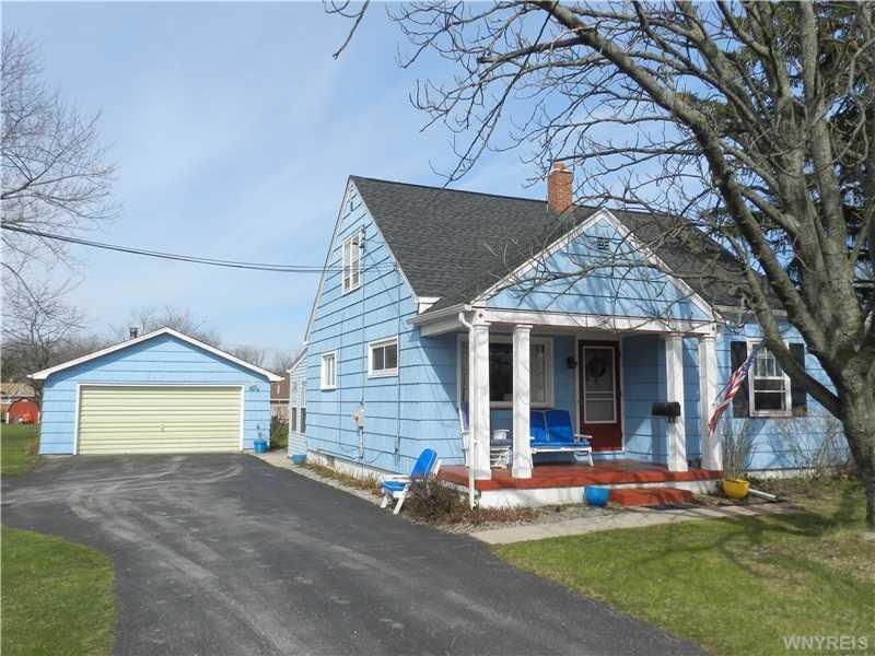 1350 Nash Rd, North Tonawanda, NY 14120 - photo 1