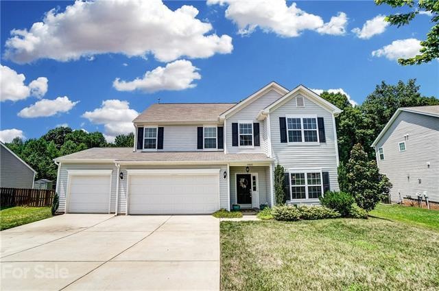 1460 Donegal Dr, Clover, SC 29710 - photo 1