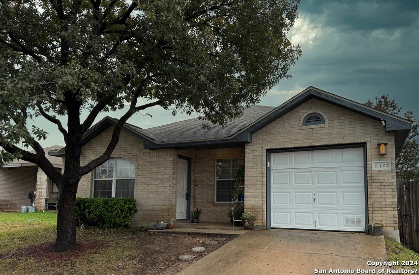 10722 N Shaenridge, San Antonio, TX 78254 - photo 1