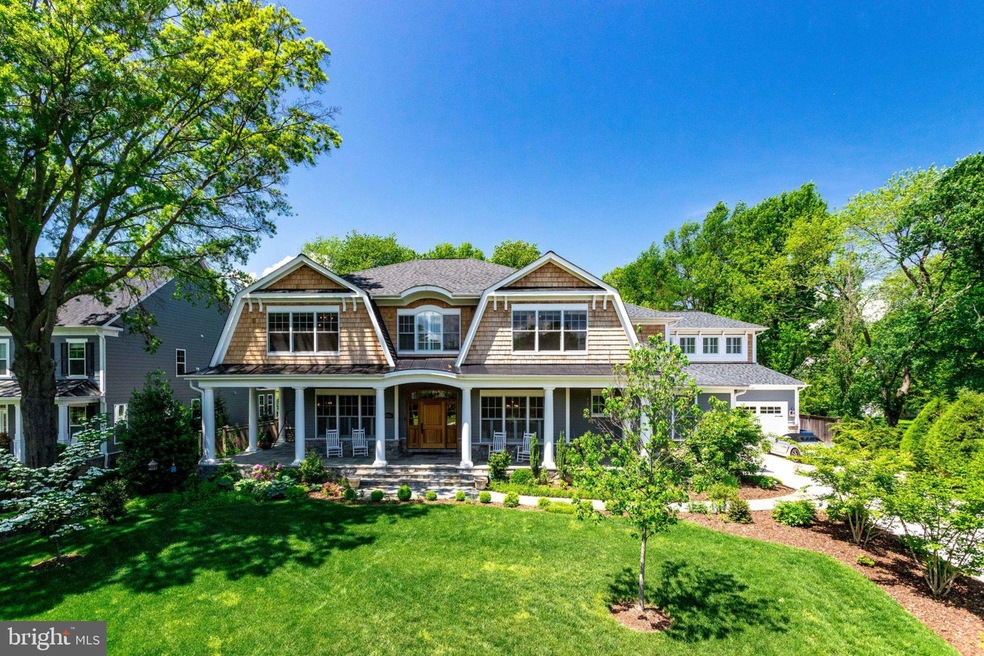 8704 Standish Rd, Alexandria, VA 22308 - photo 1