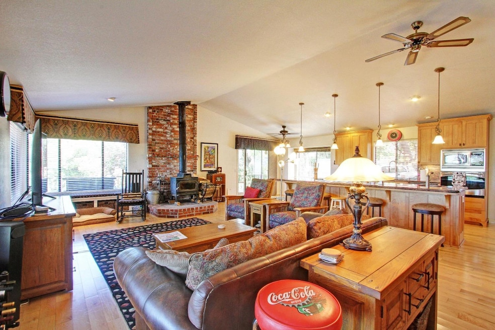 22969 Sunset Ridge Dr, Auburn, CA 95602 - photo 1