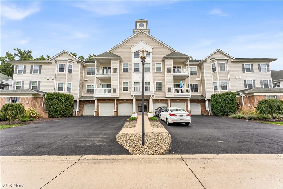 615 Aqua Marine Blvd unit 15, Avon Lake, OH 44012 - photo 1