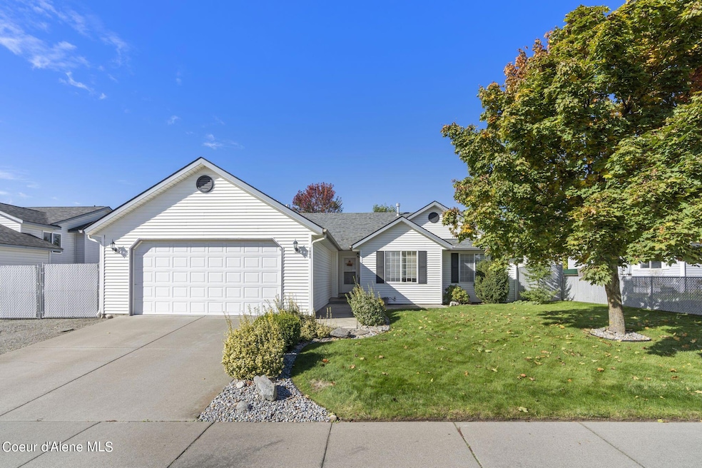 1-web-or-mls-1085-n-dahlia-way