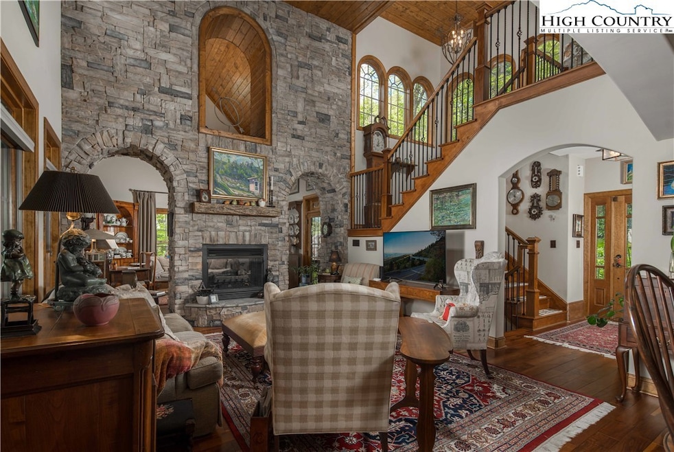 For Sale $1,750,000 • Co-Listing Agent