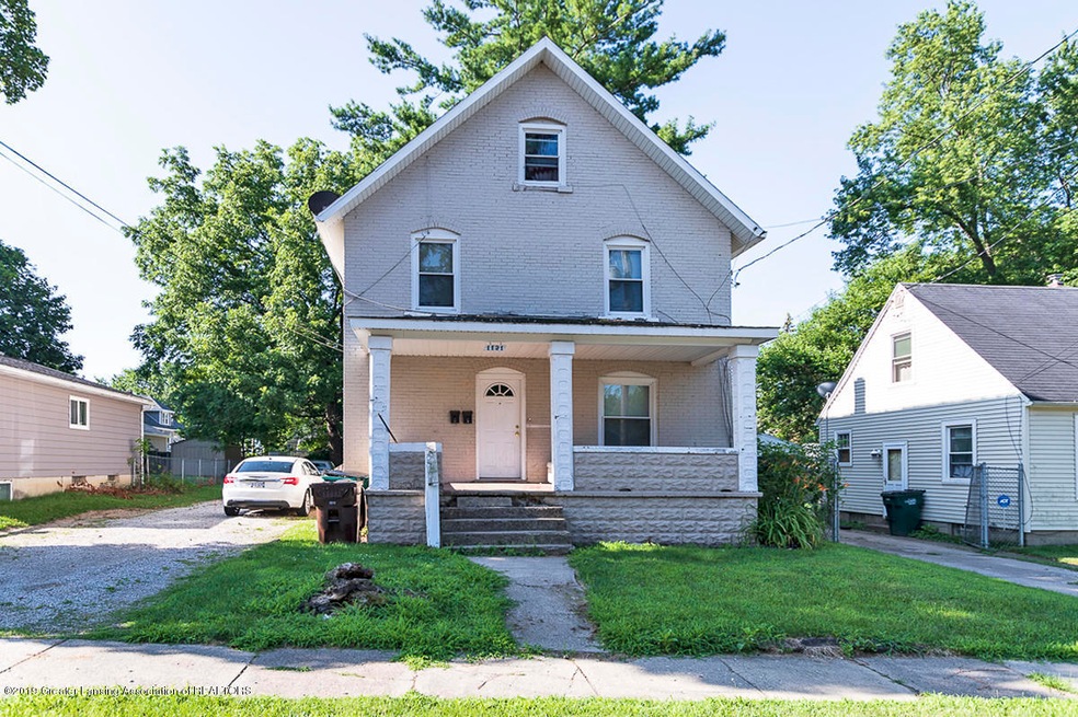 1121 Pulaski