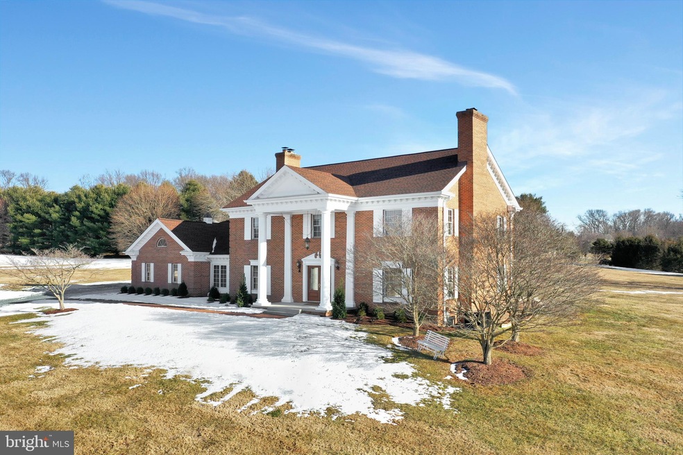 10010 Wilderness Walk Dr, Gaithersburg, MD 20882 - photo 1