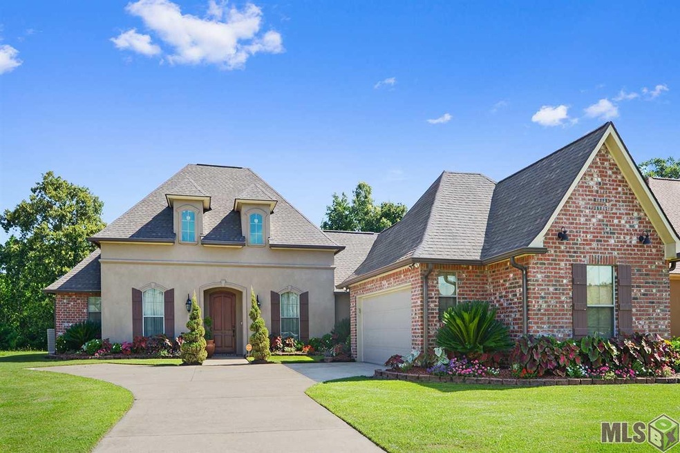 1531 Pecan Crossing Ave, Zachary, LA 70791 - photo 1