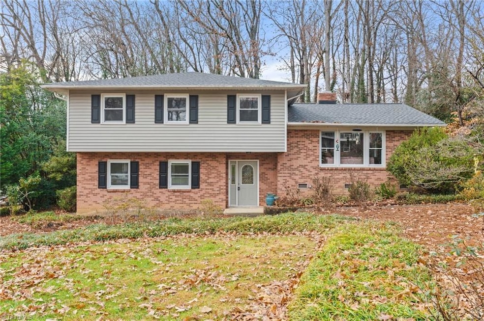 2703 Tillbrook Place, Greensboro, NC 27408 - photo 1