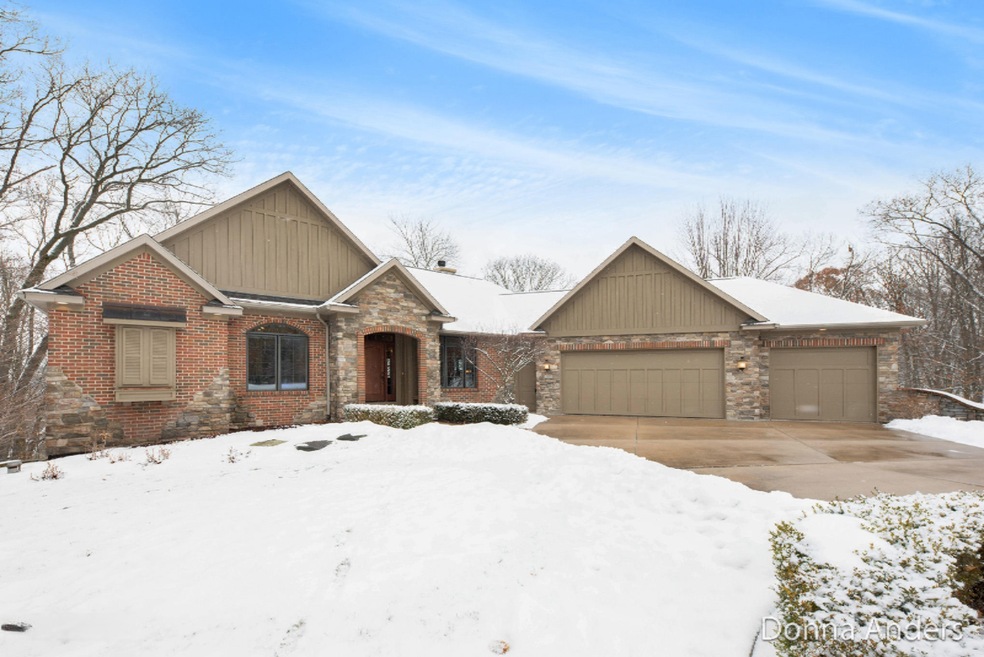 4825MalteseCt-66
