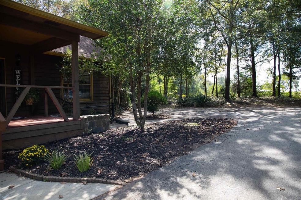 588 Mathews Store Rd, Byron, GA 31008 - photo 1