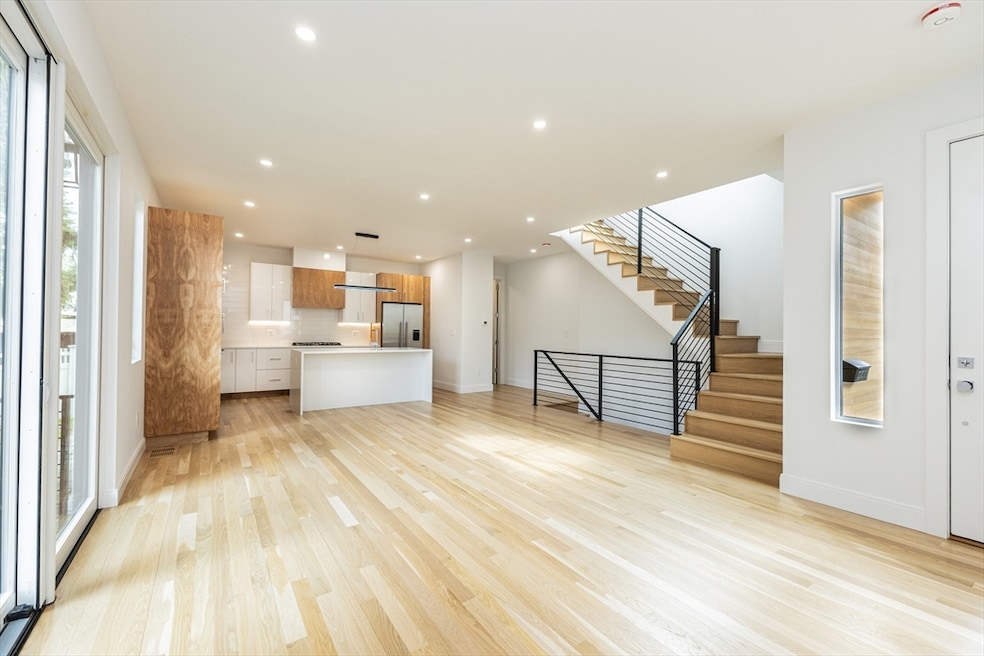 93 Griswold St unit 93, Cambridge, MA 02138 - photo 1