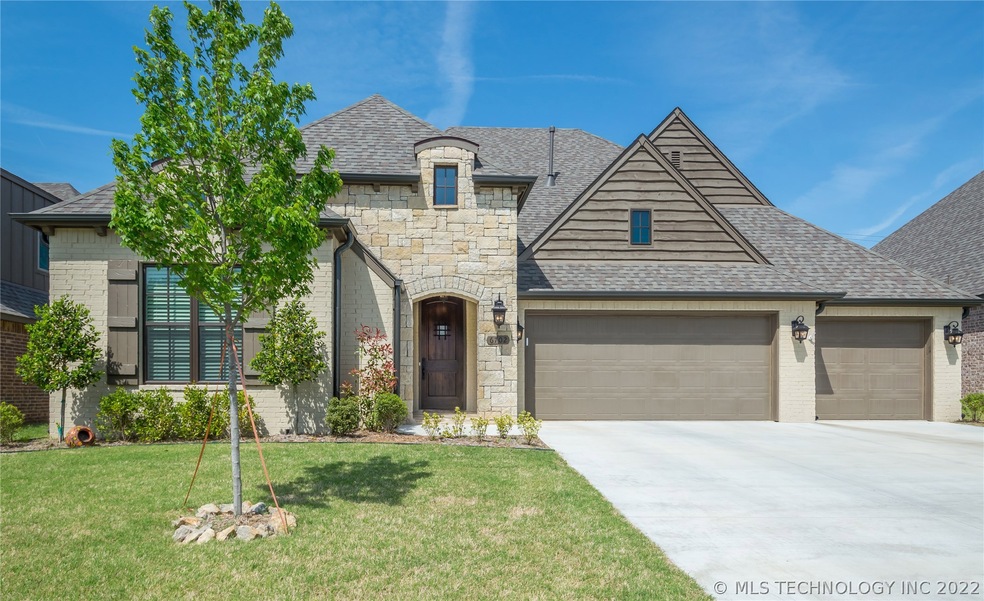 6702 S Willow Place, Broken Arrow, OK 74011 - photo 1
