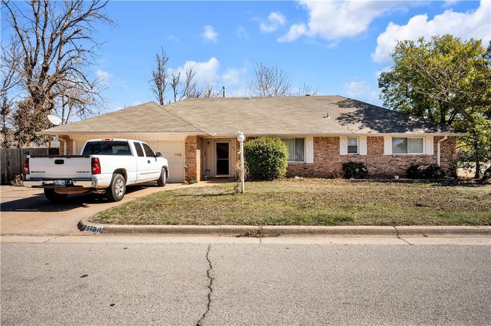 5700 N Vermont Ave, Oklahoma City, OK 73112 - photo 1