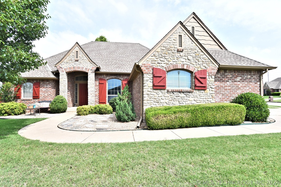 Welcome home! The professional landscaping is impe