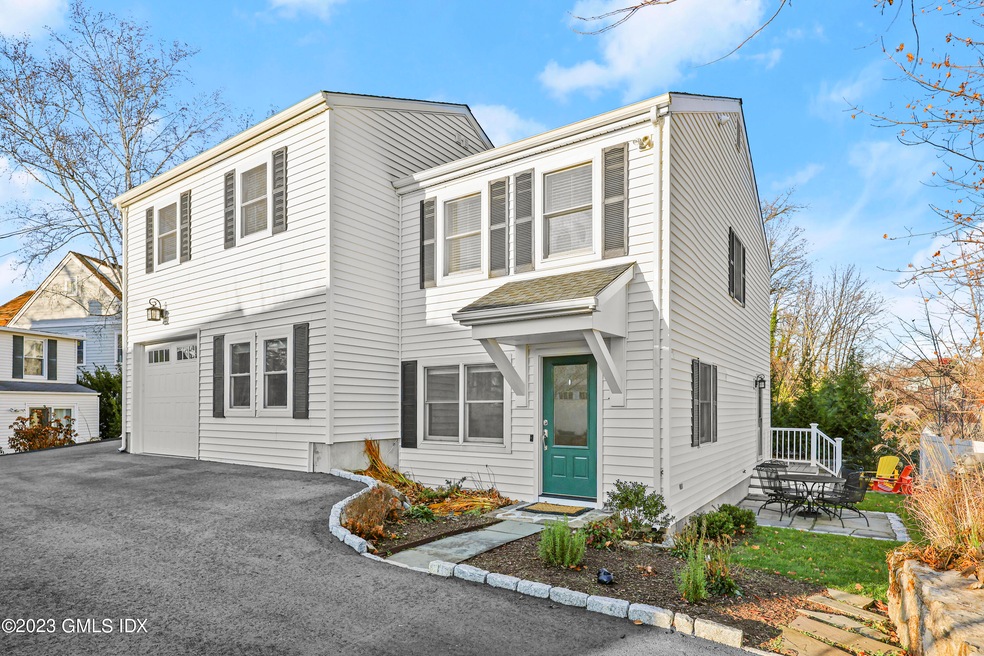 123 Havemeyer Place unit 3, Greenwich, CT 06830 - photo 1