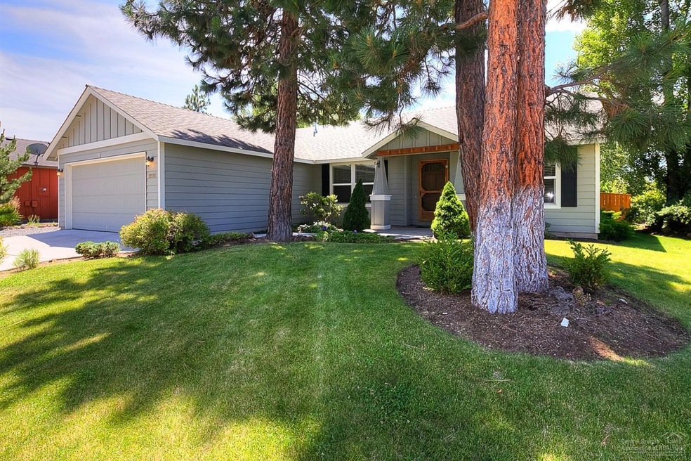 19590 Greatwood Loop, Bend, OR 97702 - photo 1