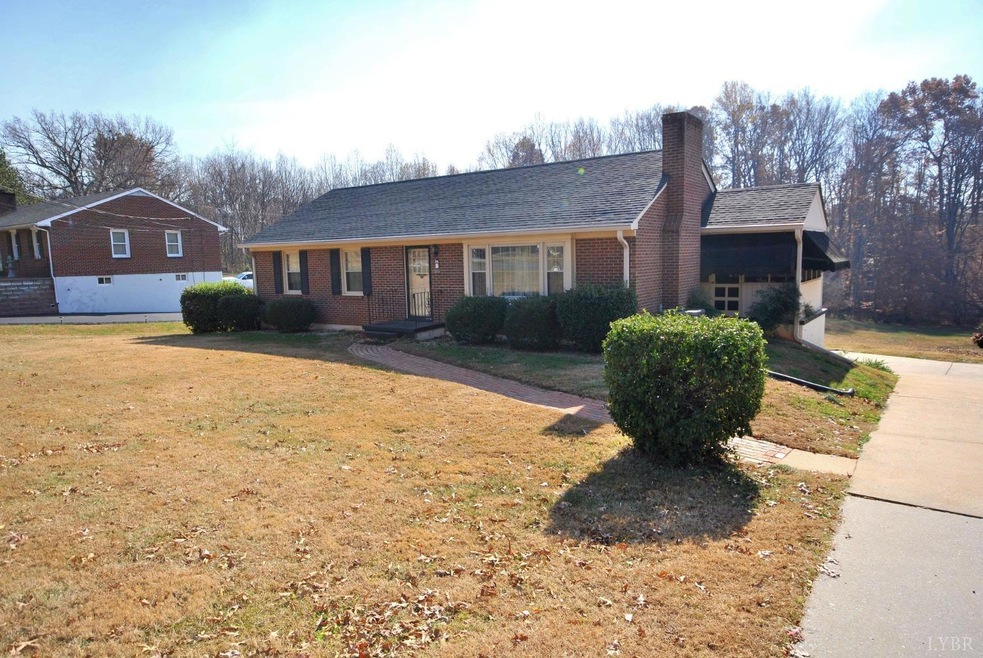 526 Seminole Dr, Madison Heights, VA 24572 - photo 1