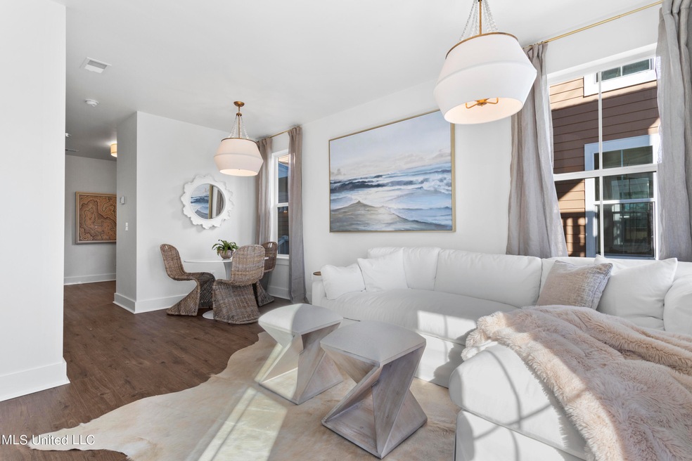 2207 Government St unit 3, Ocean Springs, MS 39564 - photo 1