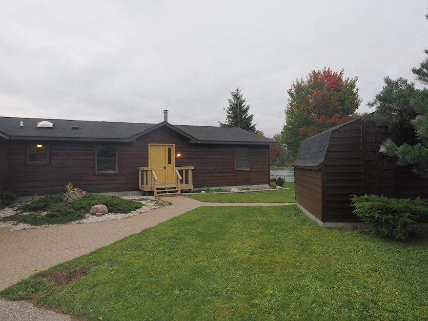 2039 Riverside Dr, Sault Sainte Marie, MI 49783 - photo 1