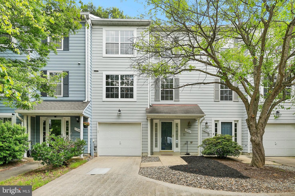 5302 Chase Lions Way, Columbia, MD 21044 - photo 1