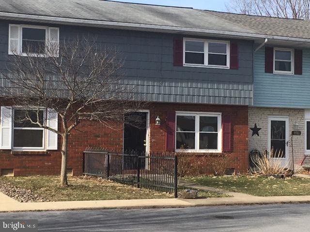 3588 Gregway Dr, Chambersburg, PA 17202 - photo 1