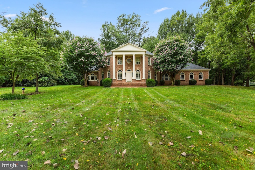 19511 Barnwood Ct, Leesburg, VA 20175 - photo 1