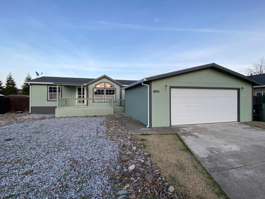 Cedars - Front w side