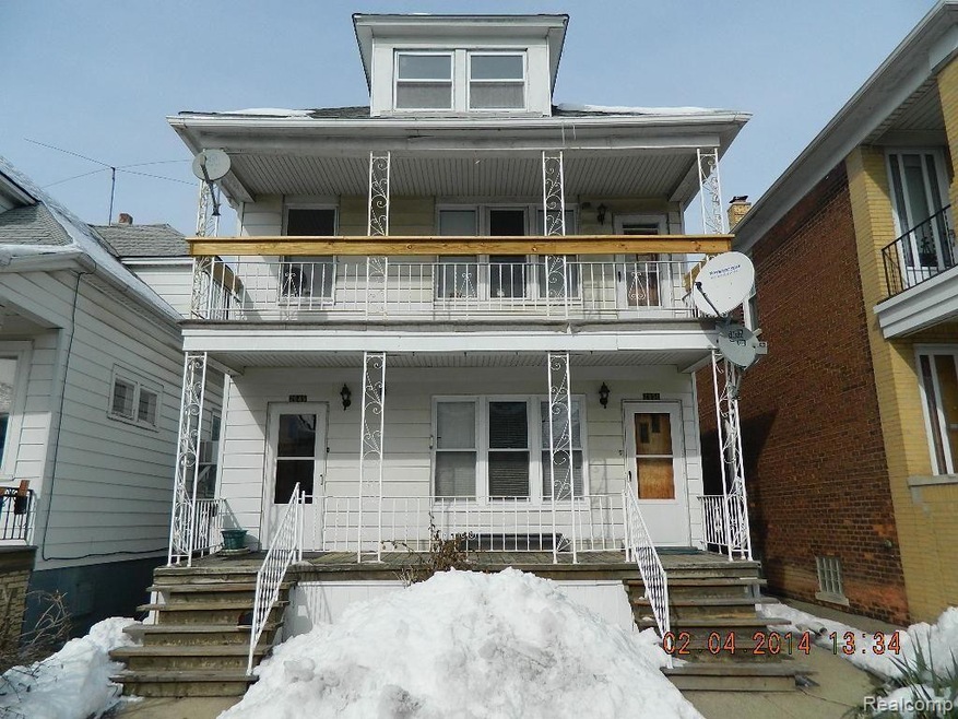 2649 Commor St, HamtraMcK, MI 48212 - photo 1