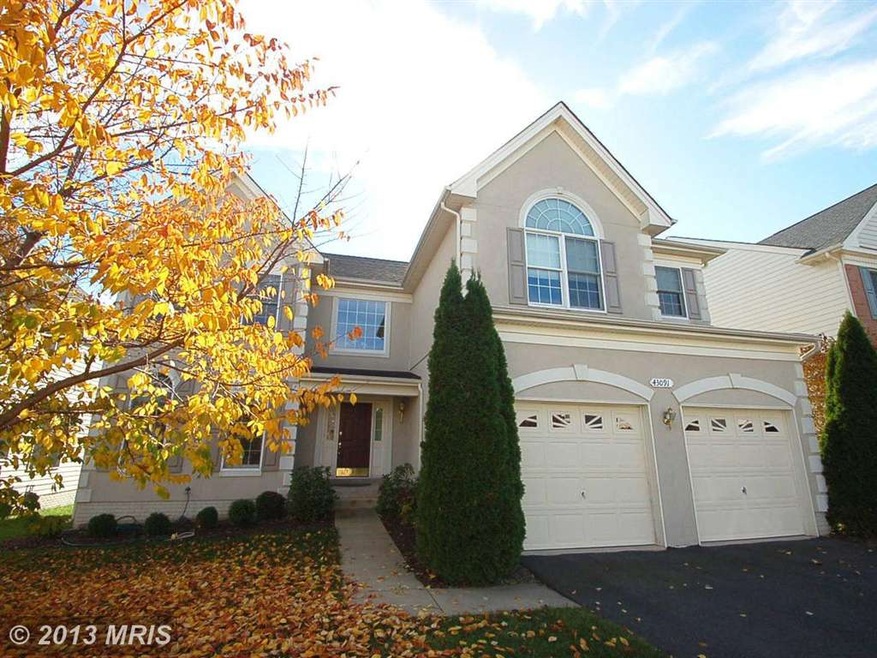 43091 Barons St, Chantilly, VA 20152 - photo 1