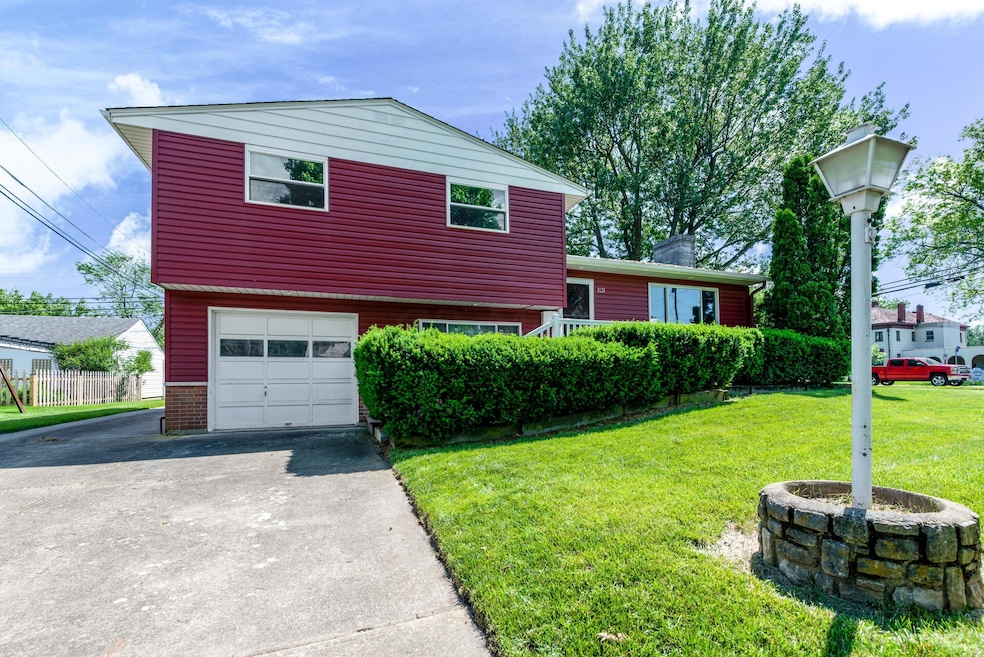 1131 Carbone Dr