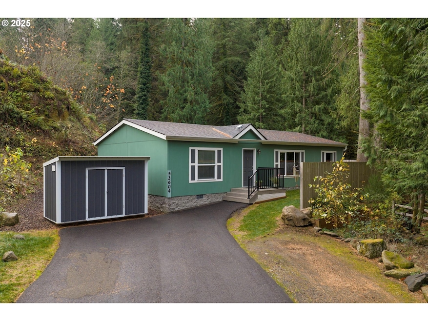 52604 E Sylvan Dr, Sandy, OR 97055 - photo 1