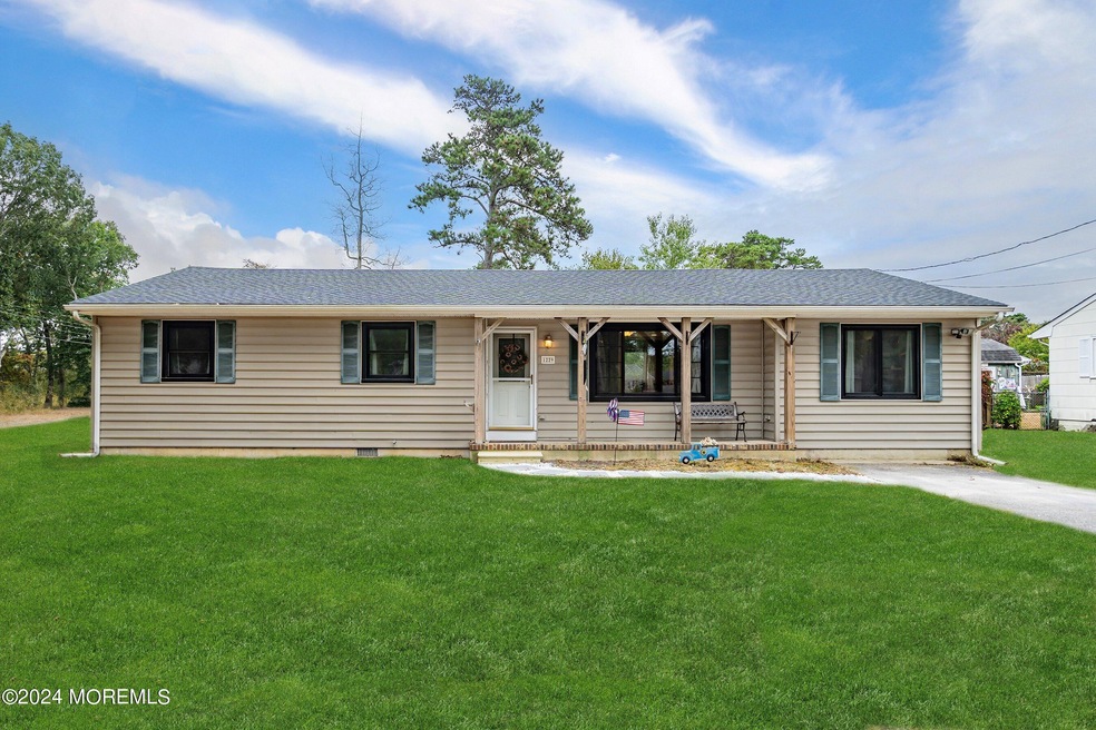 1229 Sylvania Place, Forked River, NJ 08731 - photo 1