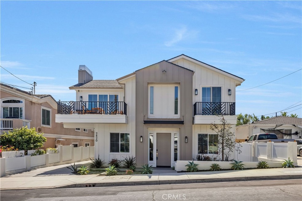 2420 Ives Ln unit B, Redondo Beach, CA 90278 - photo 1