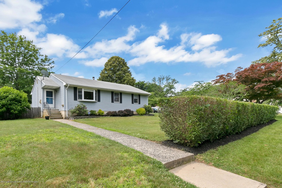 21 Middletown Ave Atlantic-002-4-1F8A704