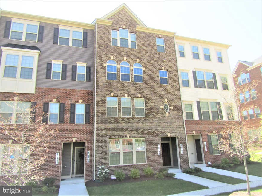 10105 Dorsey Ln, Lanham, MD 20706 - photo 1