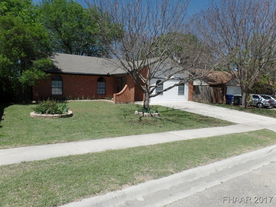 901 N 4th St, Copperas Cove, TX 76522 - photo 1